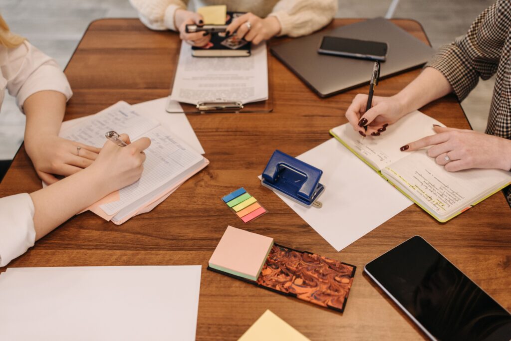 Focus : Projet éducatif et projet pédagogique : les fondements de l&rsquo;action éducative en ACM