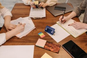 Focus : Projet éducatif et projet pédagogique : les fondements de l&rsquo;action éducative en ACM